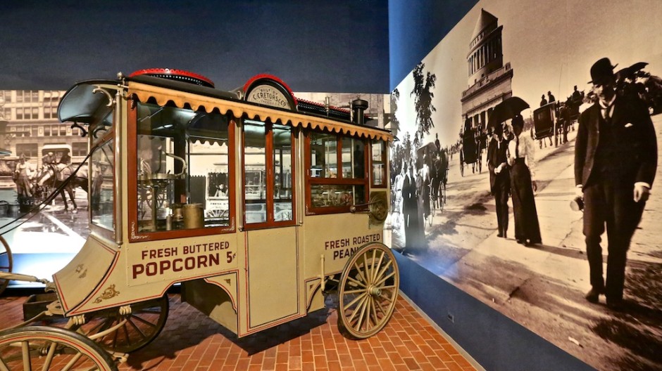 LI Museum - Popcorn Wagon 3677