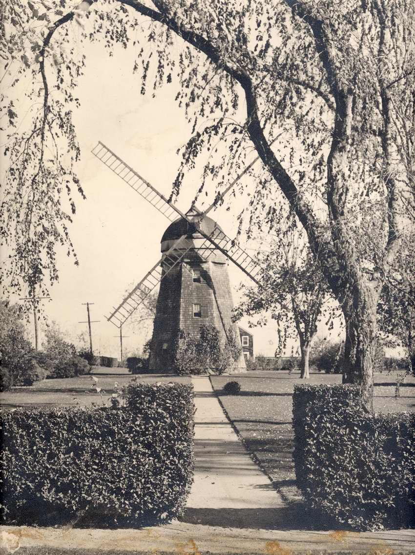 Beebee Windmill, 1820, Bridgehampton Art & Architecture Quarterly
